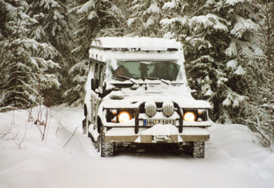 Landy im Neuschnee 2002