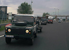 Landrover at peage